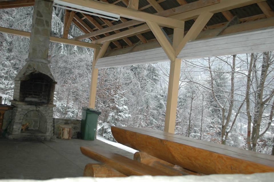 Soaptele Padurii & Casuta Din Padure Sucevita Extérieur photo